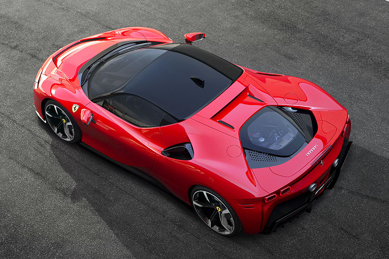 V8車系全新旗艦 《Ferrari SF90 Stradale》油電、四驅技術上身 V8車系全新旗艦 《Ferrari SF90 Stradale》油電、四驅技術上身