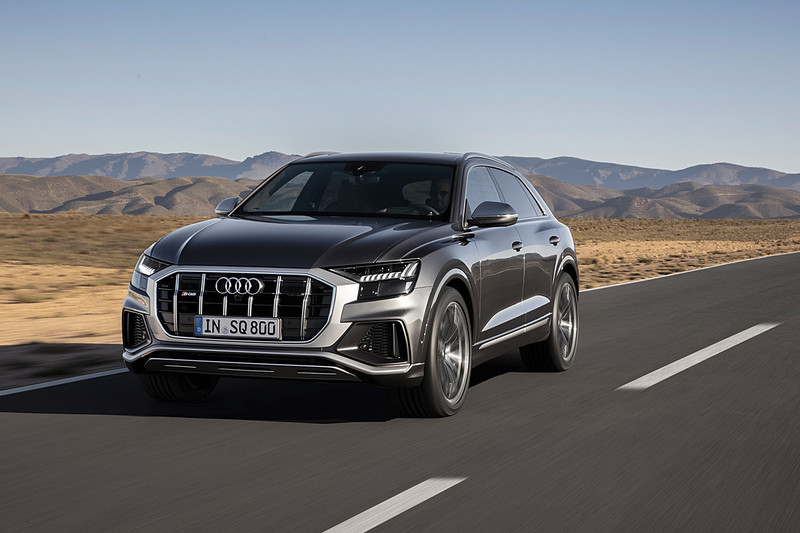 《Audi SQ8 TDI》英國搶先曝光 柴油電子渦輪爆發435匹最大馬力 《Audi SQ8 TDI》英國搶先曝光 柴油電子渦輪爆發435匹最大馬力