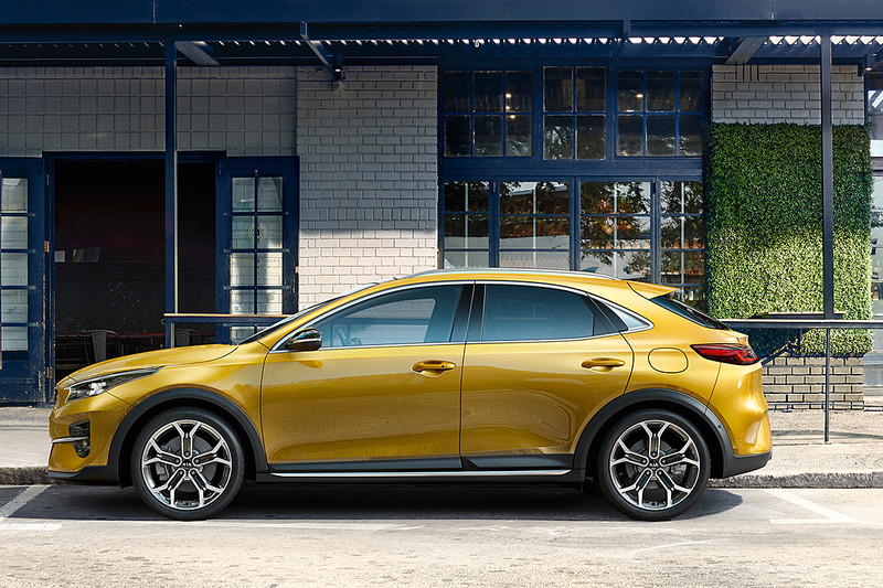 《Kia XCeed》跨界新選擇依約現身 全面配置渦輪增壓動力 《Kia XCeed》跨界新選擇依約現身 全面配置渦輪增壓動力