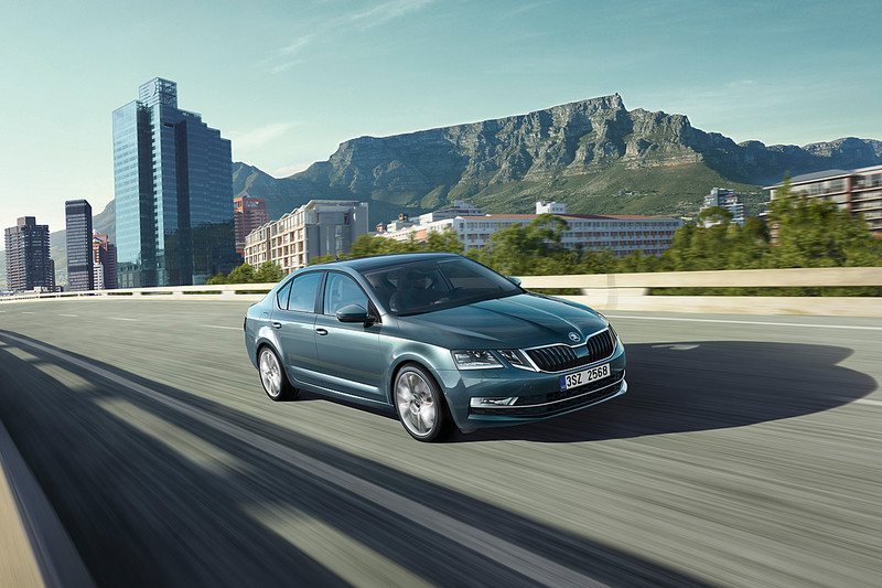 《Škoda Octavia》免費先開5個月 慶祝Lamigo棒球隊完成季冠軍5連霸 《Škoda Octavia》免費先開5個月 慶祝Lamigo棒球隊完成季冠軍5連霸