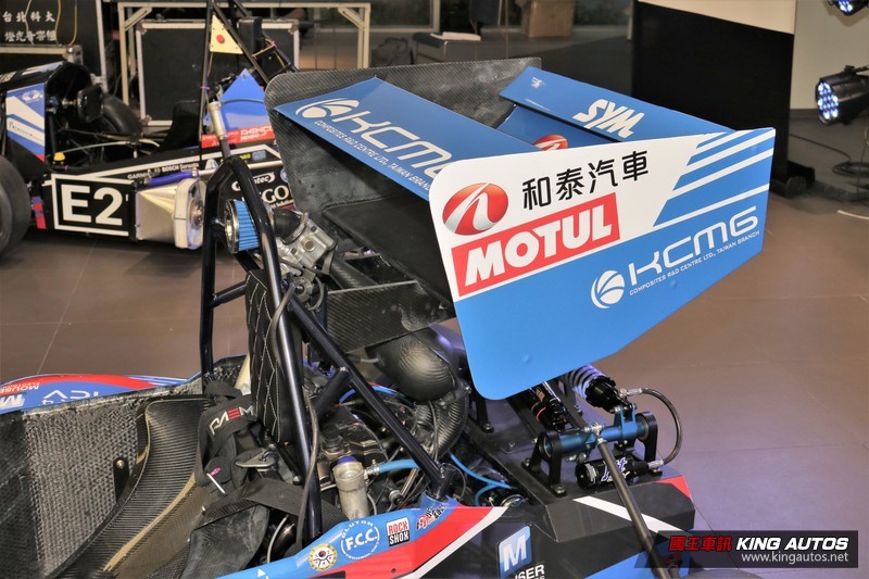 台灣首輛碳纖維單體賽車 《北科大學生方程式》賽車發表 台灣首輛碳纖維單體賽車 《北科大學生方程式》賽車發表