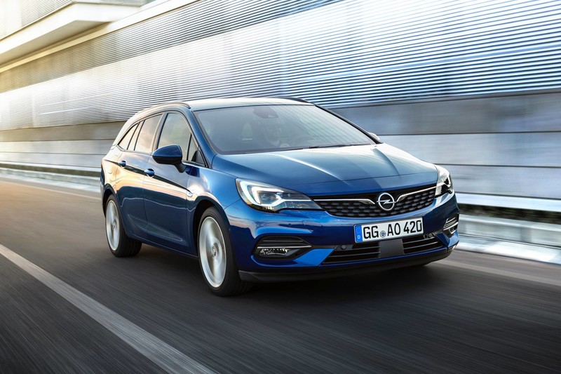 小改款《Opel Astra》變臉換心 改朝換代前整裝再戰 小改款《Opel Astra》變臉換心 改朝換代前整裝再戰