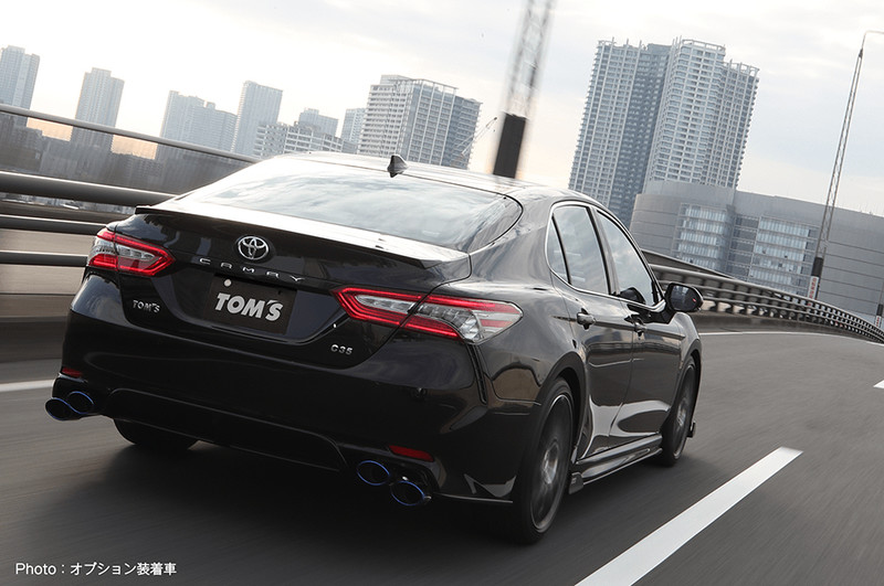 左駕的優越感 《Toyota Camry》3.5 V6車型化身《Tom’s C35》日本開賣 左駕的優越感 《Toyota Camry》3.5 V6車型化身《Tom’s C35》日本開賣