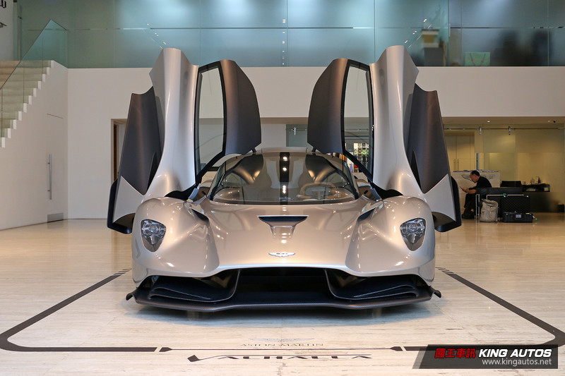 《Aston Martin Valhalla》抵台展示 千匹油電Hyper Car量產前搶先鑑賞 《Aston Martin Valhalla》抵台展示 千匹油電Hyper Car量產前搶先鑑賞