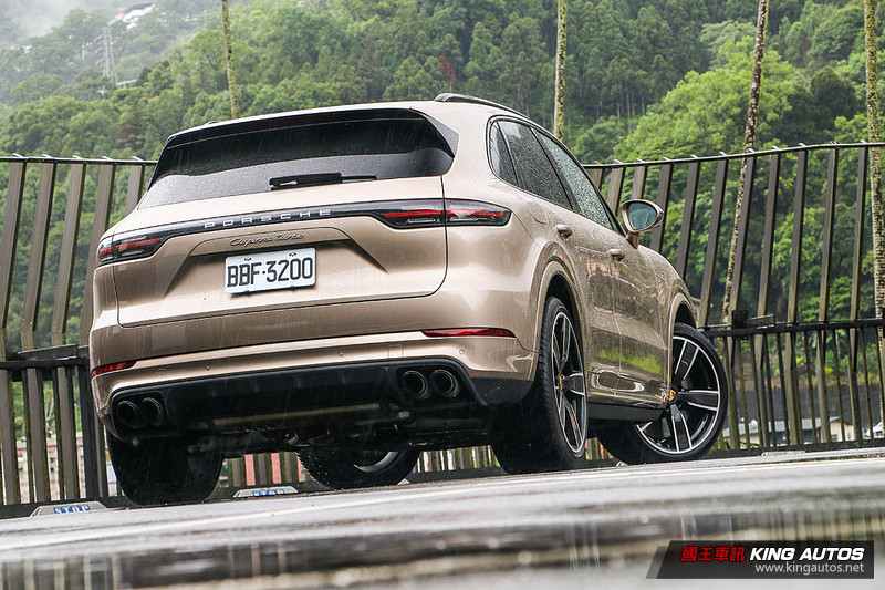 【國王BUY駕】《Porsche Cayenne Turbo》值得購買的理由? 【國王BUY駕】《Porsche Cayenne Turbo》值得購買的理由?