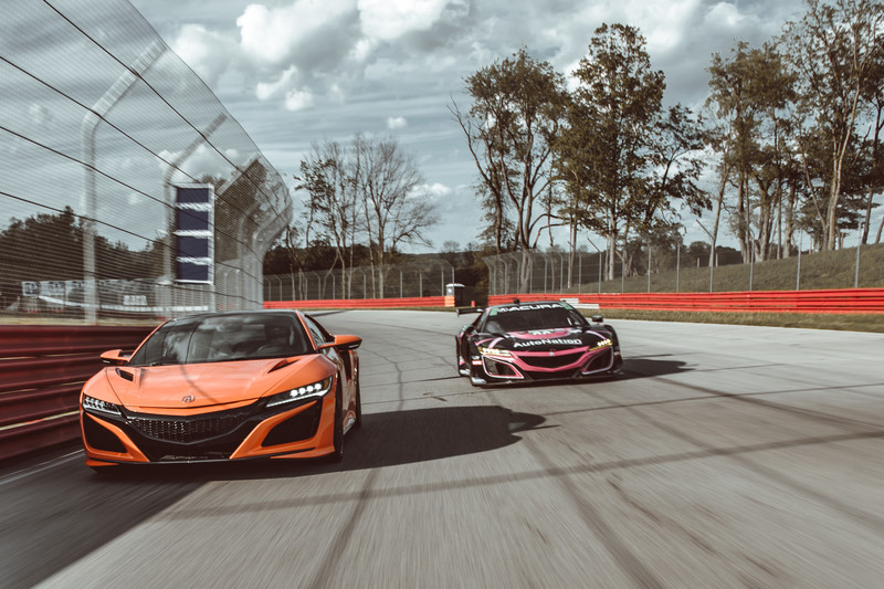 系出同源 《Acura NSX》與《NSX GT3 Evo》正面對決 系出同源 《Acura NSX》與《NSX GT3 Evo》正面對決