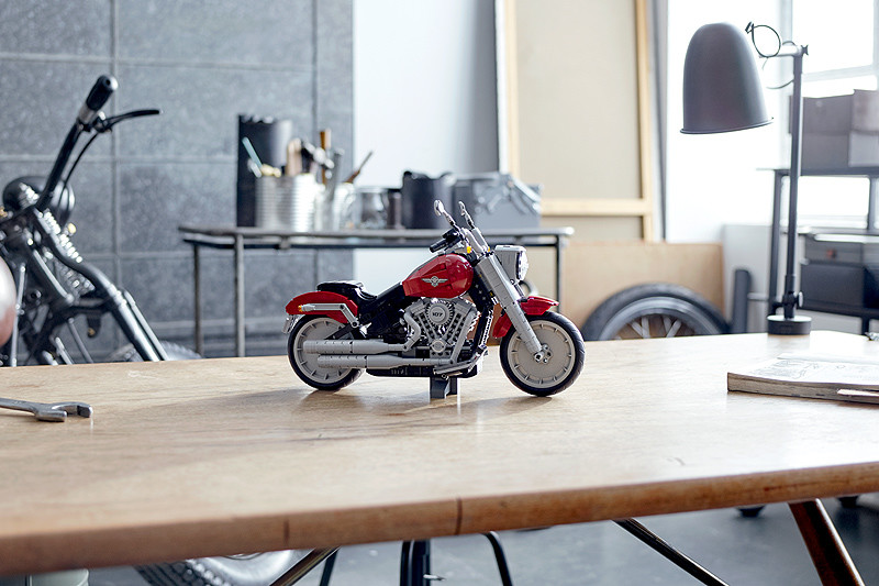 二輪車迷也不放過 《Lego》推出《Harley-Davidson Fat Boy》盒裝 二輪車迷也不放過 《Lego》推出《Harley-Davidson Fat Boy》盒裝