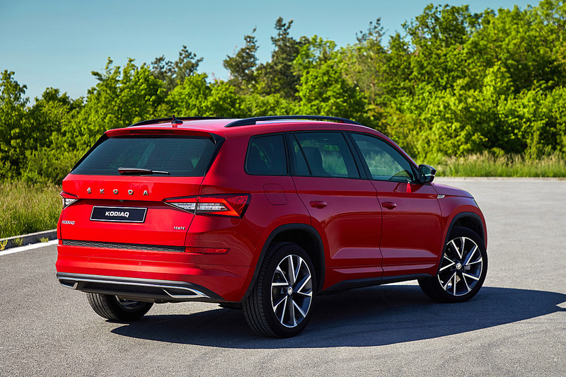 2020年式《Škoda Kodiaq》《Karoq》登場 捨車尾廠徽但升級盲點偵測性能 2020年式《Škoda Kodiaq》《Karoq》登場 捨車尾廠徽但升級盲點偵測性能