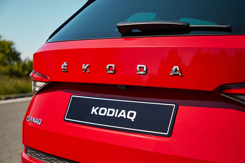 2020年式《Škoda Kodiaq》《Karoq》登場 捨車尾廠徽但升級盲點偵測性能 2020年式《Škoda Kodiaq》《Karoq》登場 捨車尾廠徽但升級盲點偵測性能