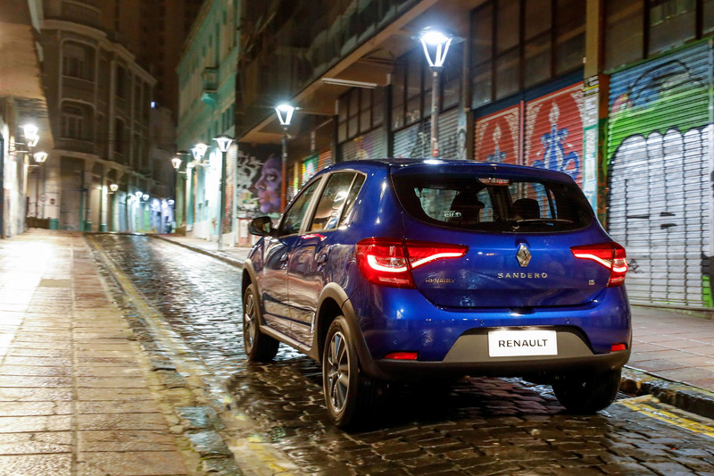 小改款《Renault Sandero》巴西登場 人氣掀背變臉更有型 小改款《Renault Sandero》巴西登場 人氣掀背變臉更有型