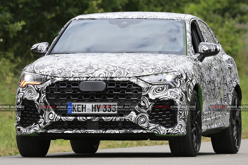 《Audi Q3 Sportback》甫亮相 《RS Q3 Sportback》已蠢蠢欲動 《Audi Q3 Sportback》甫亮相 《RS Q3 Sportback》已蠢蠢欲動