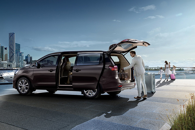 《Kia Carnival》雙車型138.9萬元起預售開跑 9月搶攻大型MPV市場 《Kia Carnival》雙車型138.9萬元起預售開跑 9月搶攻大型MPV市場
