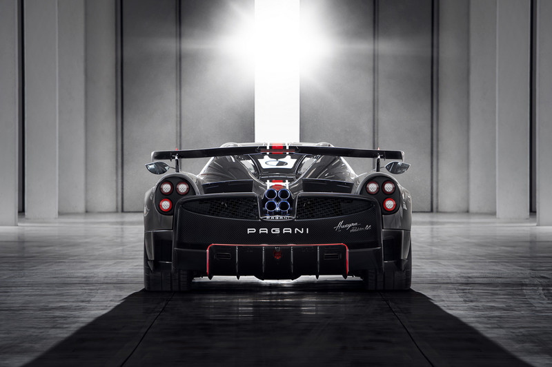 《Pagani Huayra Roadster BC》限量發表 800匹外加1250公斤輕量化成果 《Pagani Huayra Roadster BC》限量發表 800匹外加1250公斤輕量化成果
