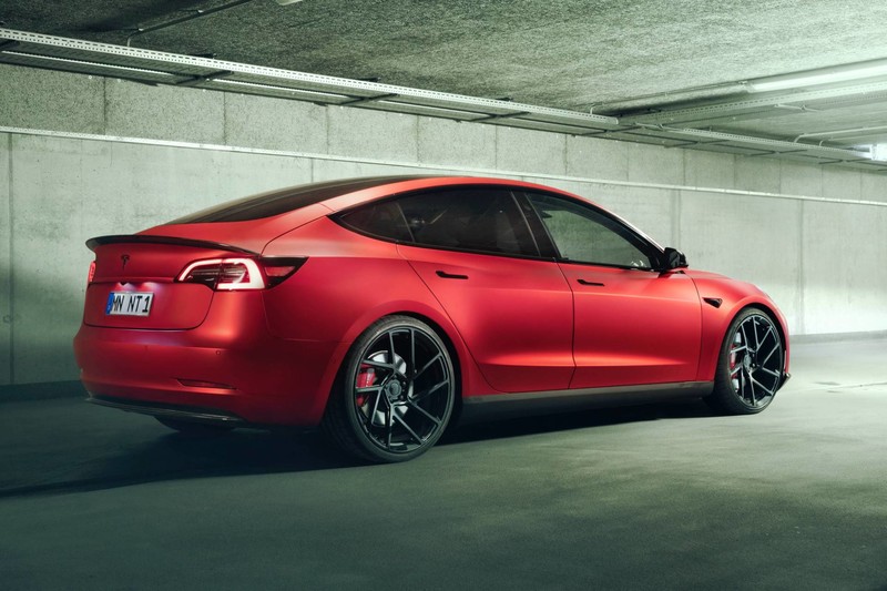 《Tesla Model 3》入手前先物色 《Novitec》推出周邊改裝套件 《Tesla Model 3》入手前先物色 《Novitec》推出周邊改裝套件