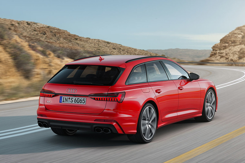 《RS 6 Avant》新世代版本有望法蘭克福車展現身 《Audi Sport》車尾預覽透玄機 《RS 6 Avant》新世代版本有望法蘭克福車展現身 《Audi Sport》車尾預覽透玄機