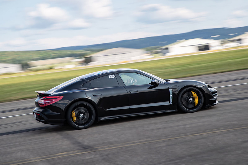 《Porsche Taycan》有多強悍?連續實測26次0-200km/h加速都未見衰退 《Porsche Taycan》有多強悍?連續實測26次0-200km/h加速都未見衰退