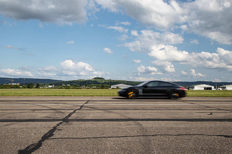 《Porsche Taycan》有多強悍?連續實測26次0-200km/h加速都未見衰退 《Porsche Taycan》有多強悍?連續實測26次0-200km/h加速都未見衰退