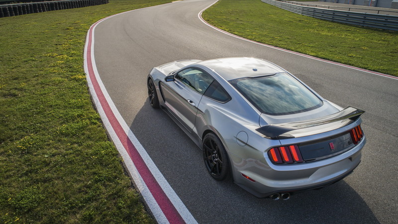 過彎更犀利 新年式《Ford Mustang Shelby GT350R》比照GT500升級轉向系統 過彎更犀利 新年式《Ford Mustang Shelby GT350R》比照GT500升級轉向系統