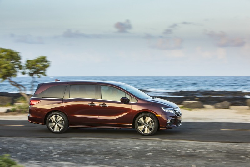 美規《Honda Odyssey》推出25週年套件 2020年式全車系採10AT變速箱 美規《Honda Odyssey》推出25週年套件 2020年式全車系採10AT變速箱