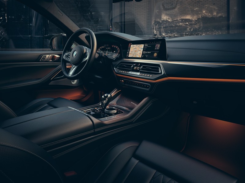 新世代《BMW X6》365萬元起預售開跑 Cayenne Coupé勁敵來襲 新世代《BMW X6》365萬元起預售開跑 Cayenne Coupé勁敵來襲