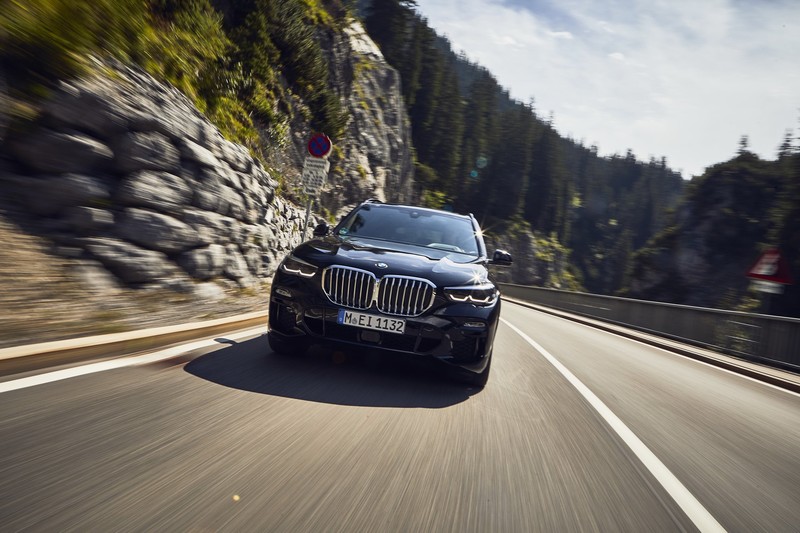 歐洲市場開賣《BMW X5 xDrive45e》身手不變扮相更趨低調 歐洲市場開賣《BMW X5 xDrive45e》身手不變扮相更趨低調