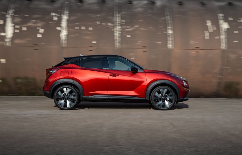 二代目《Nissan Juke》進化登場 身形放大不減個性氣息 二代目《Nissan Juke》進化登場 身形放大不減個性氣息