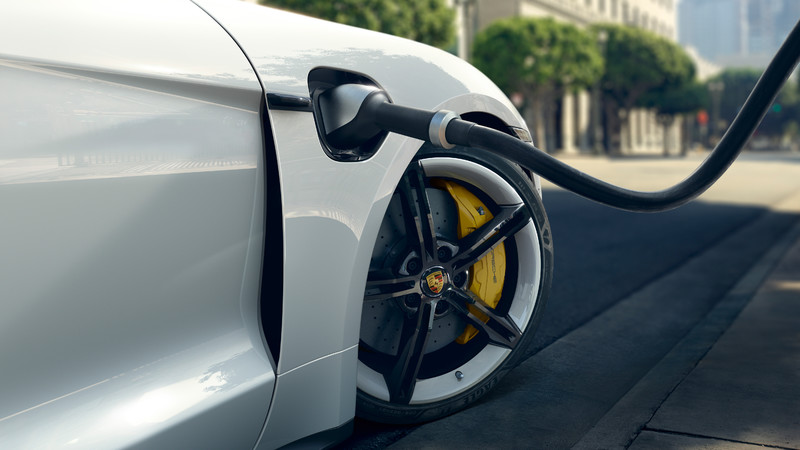 《Porsche Taycan》亮相 這匹斯圖加特電駒強在哪? 《Porsche Taycan》亮相 這匹斯圖加特電駒強在哪?