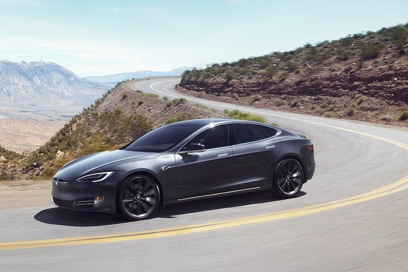 濃濃火藥味 《Tesla》預告《Model S》近期將挑戰紐柏林單圈 濃濃火藥味 《Tesla》預告《Model S》近期將挑戰紐柏林單圈