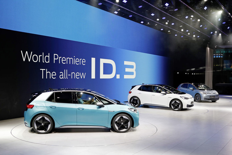 最高續航550公里《Volkswagen ID.3》法蘭克福亮相 全新廠徽首度上身 最高續航550公里《Volkswagen ID.3》法蘭克福亮相 全新廠徽首度上身