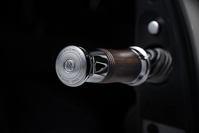 走過115年的奢華象徵 《Rolls-Royce》品牌的七大靈魂設計 走過115年的奢華象徵 《Rolls-Royce》品牌的七大靈魂設計