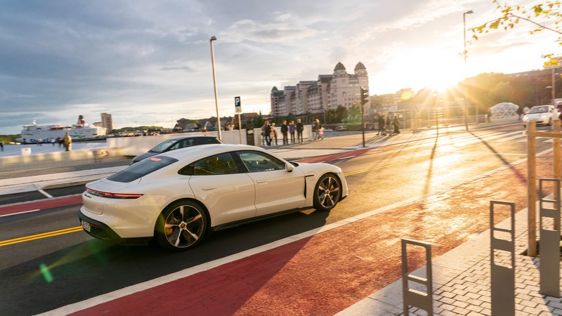 探究《Porsche》為《Taycan》配置十活塞煞車系統的背後原因 探究《Porsche》為《Taycan》配置十活塞煞車系統的背後原因