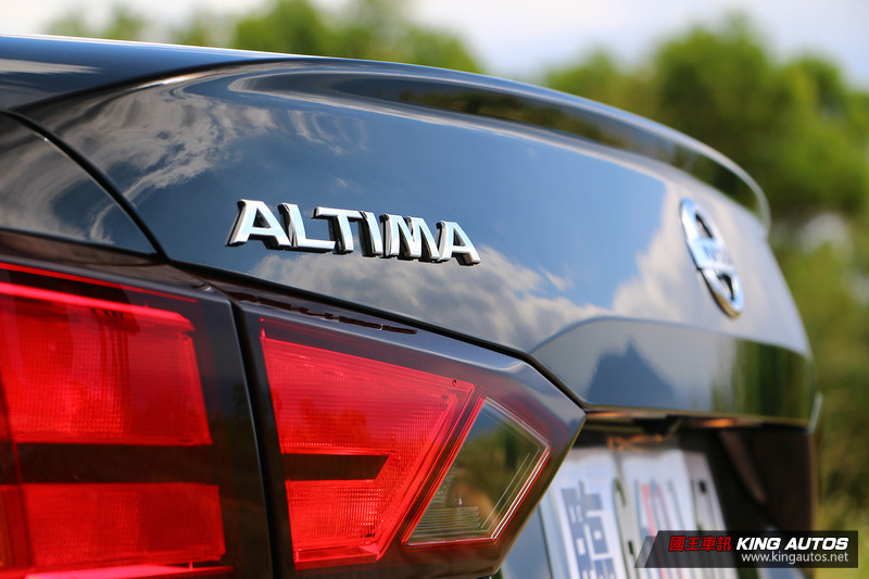 強勢回歸的大黑馬 ─《Nissan Altima》試駕報導 強勢回歸的大黑馬 ─《Nissan Altima》試駕報導