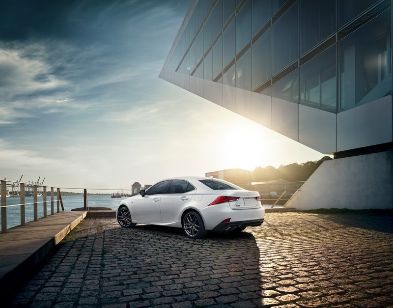 限量900部《Lexus IS F Sport Blackline Edition》特仕新成員美國帥氣登場 限量900部《Lexus IS F Sport Blackline Edition》特仕新成員美國帥氣登場