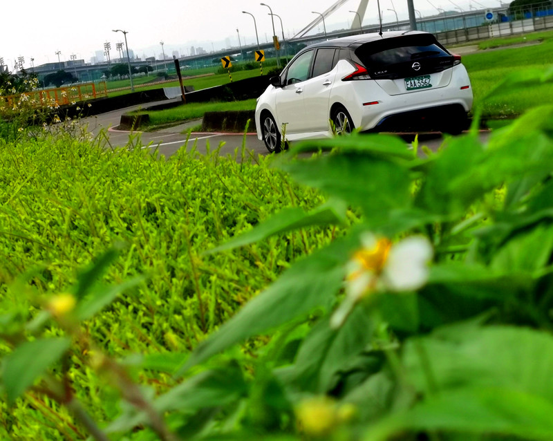 Nissan 149萬元的Leaf,會是擁有電動車的最佳進場時機? Nissan 149萬元的Leaf,會是擁有電動車的最佳進場時機?
