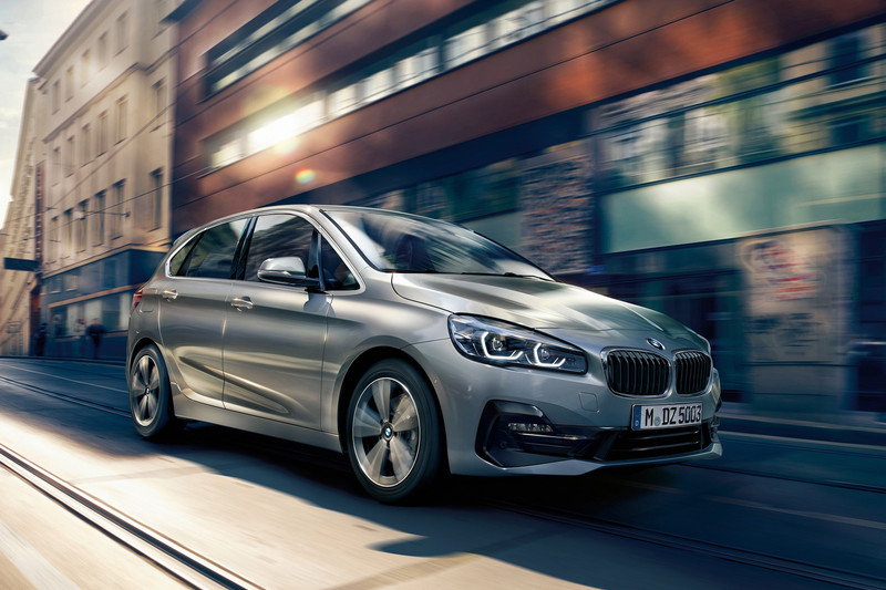 《BMW》推出10月優購專案 入主《5 Series》加贈日本星野集團頂級奢華假期 《BMW》推出10月優購專案 入主《5 Series》加贈日本星野集團頂級奢華假期