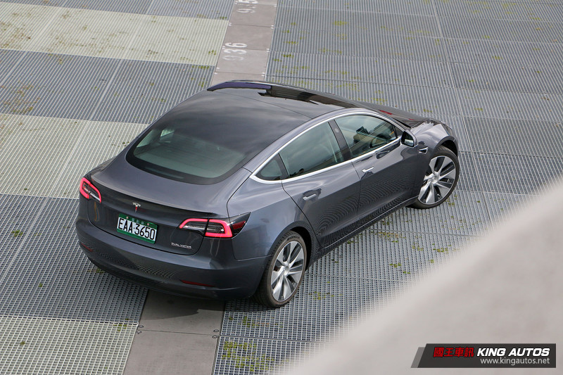 超乎想像的科技玩物 ─《Tesla Model 3 Performance》試駕報導 超乎想像的科技玩物 ─《Tesla Model 3 Performance》試駕報導