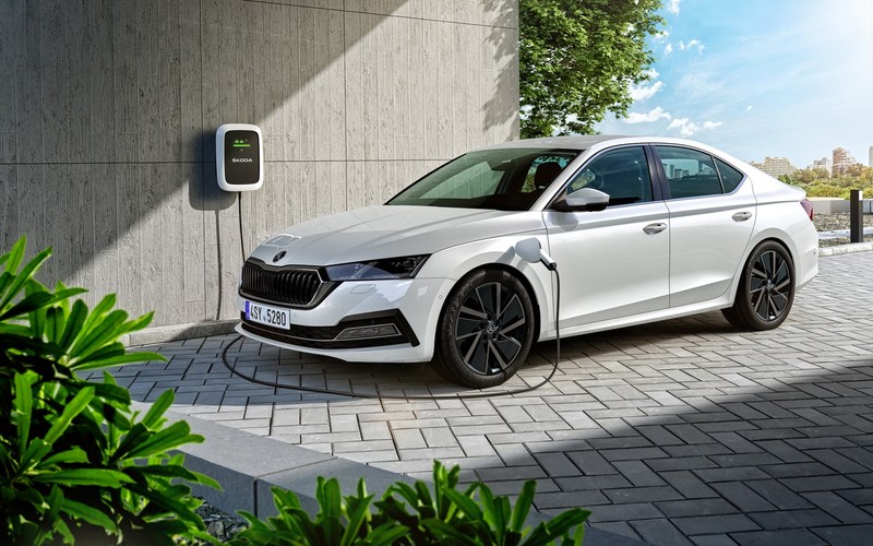新世代《Škoda Octavia》正式登場 品牌銷售主力全面進化 新世代《Škoda Octavia》正式登場 品牌銷售主力全面進化