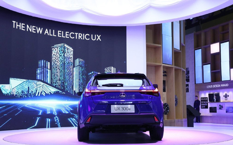 真的就是《Lexus UX 300e》品牌電動首部曲續航上看400公里 真的就是《Lexus UX 300e》品牌電動首部曲續航上看400公里