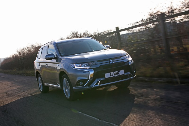 《Mitsubishi Outlander PHEV Reflex Plus Commercial》商用新成員更貼心 《Mitsubishi Outlander PHEV Reflex Plus Commercial》商用新成員更貼心