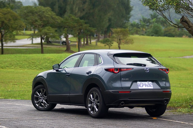 Mazda CX-30 ✕ Lexus UX各自表述的職人魂 堅持與講究 每個細節都不放過 Mazda CX-30 ✕ Lexus UX各自表述的職人魂 堅持與講究 每個細節都不放過