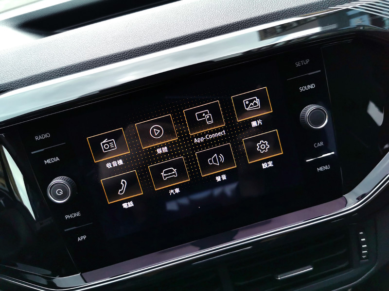 後至而馨香。Volkswagen T-Cross姍姍來遲,照樣有勝算!T-Cross 230TSI Style Design(99 後至而馨香。Volkswagen T-Cross姍姍來遲,照樣有勝算!T-Cross 230TSI Style Design(99