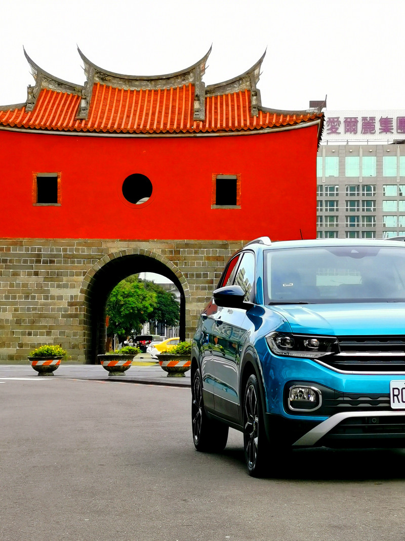 後至而馨香。Volkswagen T-Cross姍姍來遲,照樣有勝算!T-Cross 230TSI Style Design(99 後至而馨香。Volkswagen T-Cross姍姍來遲,照樣有勝算!T-Cross 230TSI Style Design(99