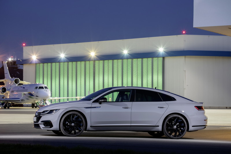 限量250部《Volkswagen Arteon R-Line Edition》個性化扮相歐洲帥氣登場 限量250部《Volkswagen Arteon R-Line Edition》個性化扮相歐洲帥氣登場
