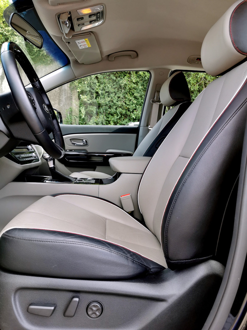 駕值最大化。Kia Grand Carnival七人座MPV(試駕車型:豪華版159.9萬) 駕值最大化。Kia Grand Carnival七人座MPV(試駕車型:豪華版159.9萬)