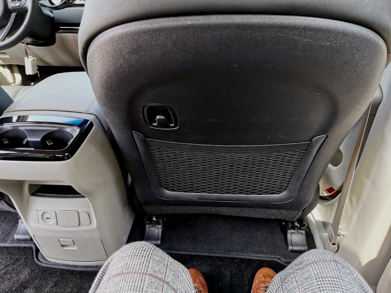 駕值最大化。Kia Grand Carnival七人座MPV(試駕車型:豪華版159.9萬) 駕值最大化。Kia Grand Carnival七人座MPV(試駕車型:豪華版159.9萬)