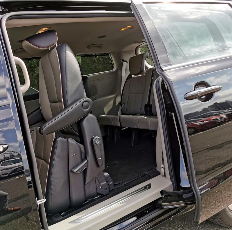 駕值最大化。Kia Grand Carnival七人座MPV(試駕車型:豪華版159.9萬) 駕值最大化。Kia Grand Carnival七人座MPV(試駕車型:豪華版159.9萬)