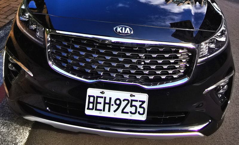 駕值最大化。Kia Grand Carnival七人座MPV(試駕車型:豪華版159.9萬) 駕值最大化。Kia Grand Carnival七人座MPV(試駕車型:豪華版159.9萬)