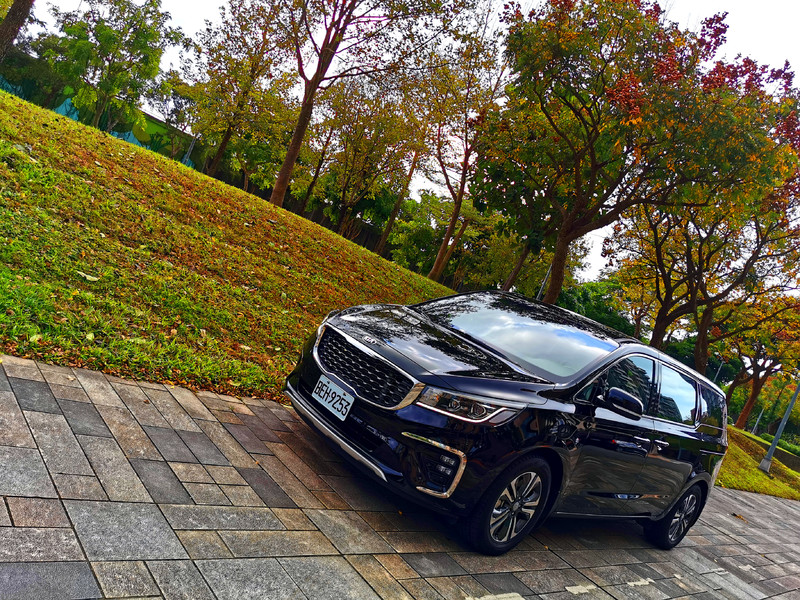 駕值最大化。Kia Grand Carnival七人座MPV(試駕車型:豪華版159.9萬) 駕值最大化。Kia Grand Carnival七人座MPV(試駕車型:豪華版159.9萬)