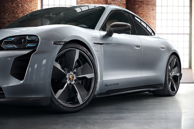 《Porsche Exclusive Manufaktur》擴充客製化能量 就為《Taycan》車系而來