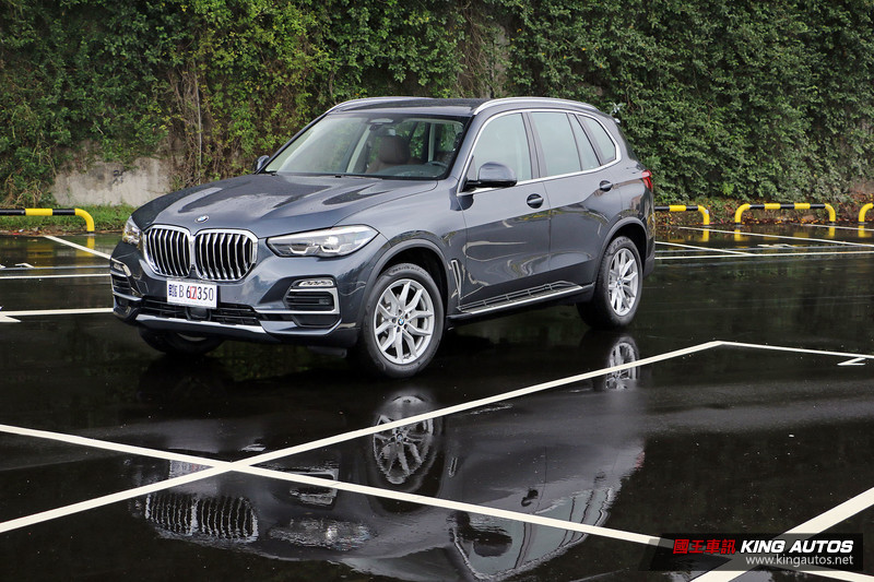 2.0柴油動力入門選 ─《BMW X5 xDrive25d》旗艦版試駕報導 2.0柴油動力入門選 ─《BMW X5 xDrive25d》旗艦版試駕報導
